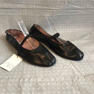 Zara Black Leather Flats